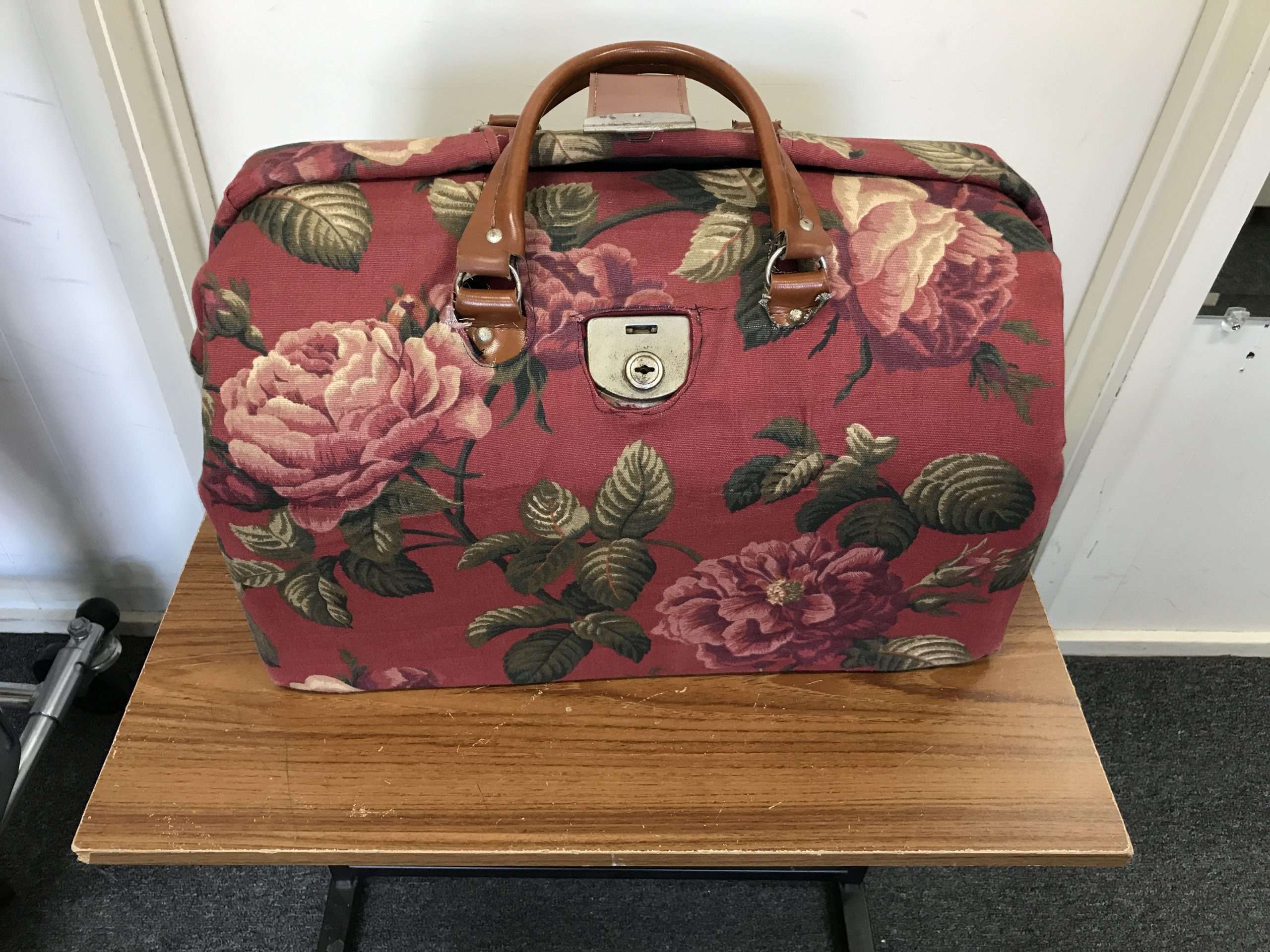 Between The Berms: Victorian Luggage (a.k.a. Carpet Bags) | Outdoor Wire